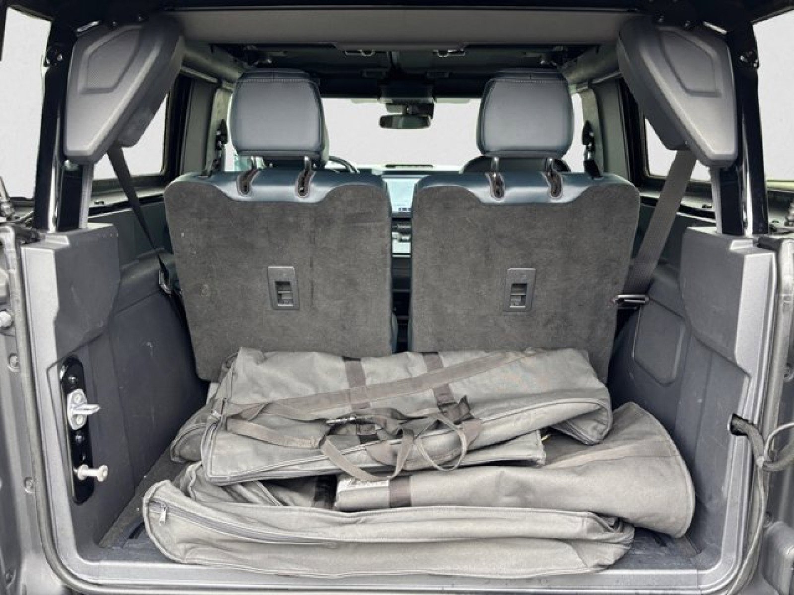 Used 2023 Ford Bronco Outer Banks w/ Sasquatch Package image 17