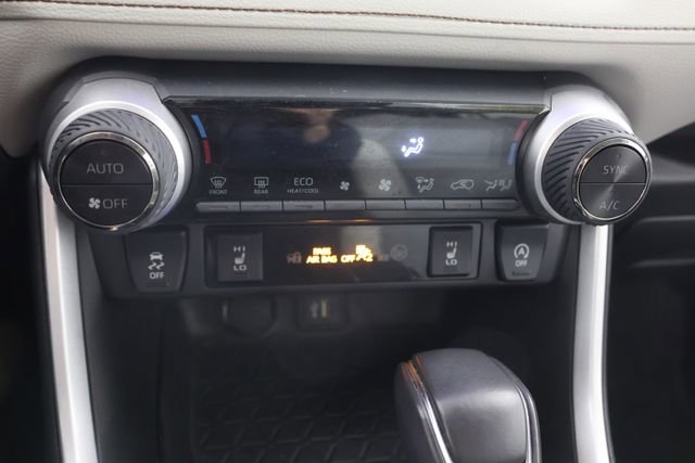 Used 2024 Toyota RAV4 XLE Premium w/ Weather Package AWD/4WD image 15