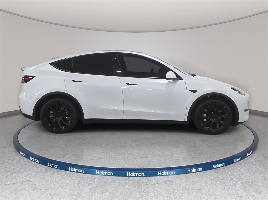 Used 2023 Tesla Model Y Long Range image 7