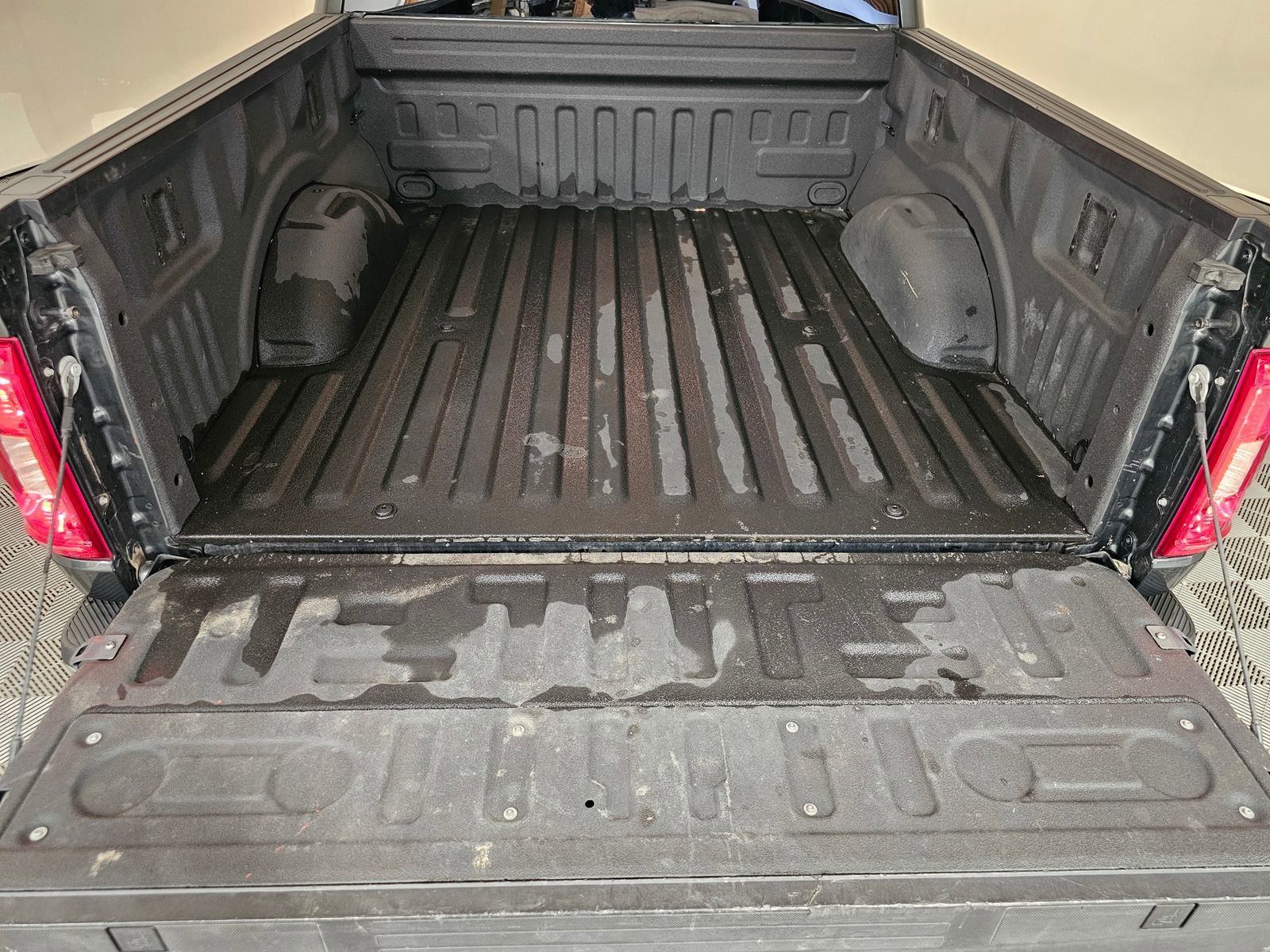 Used 2021 Ford F150 XLT w/ Equipment Group 301A Mid AWD/4WD image 28