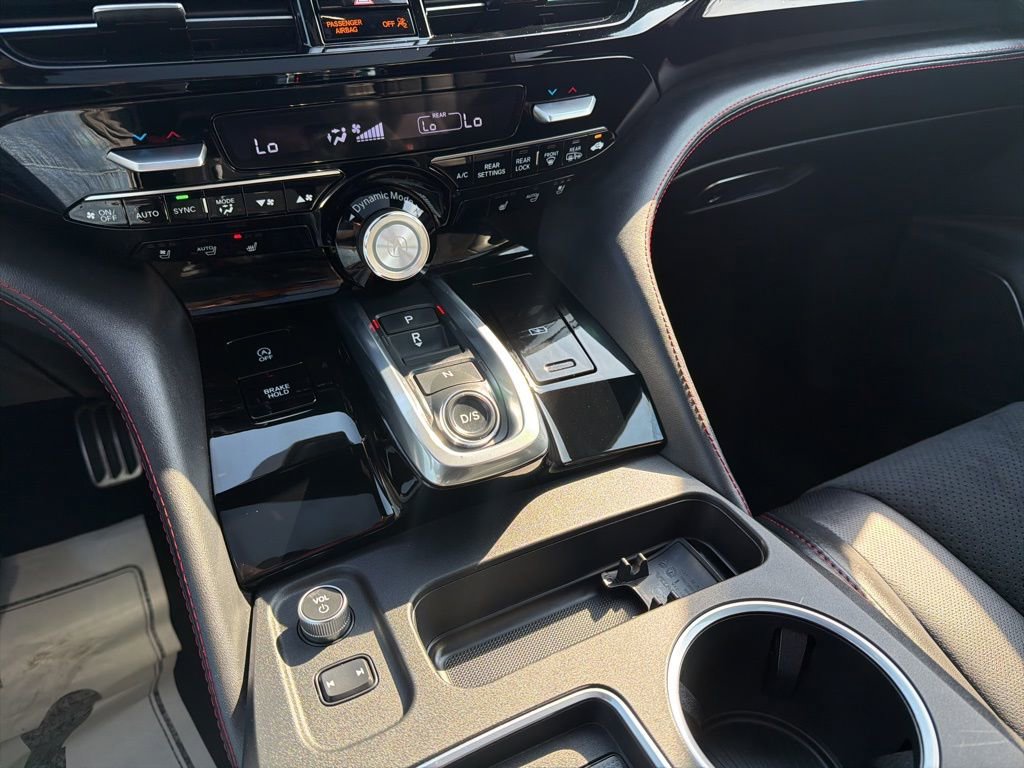 Used 2025 Acura MDX A-Spec image 29