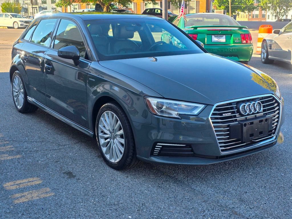 Used 2017 Audi A3 e-tron Premium FWD image 3