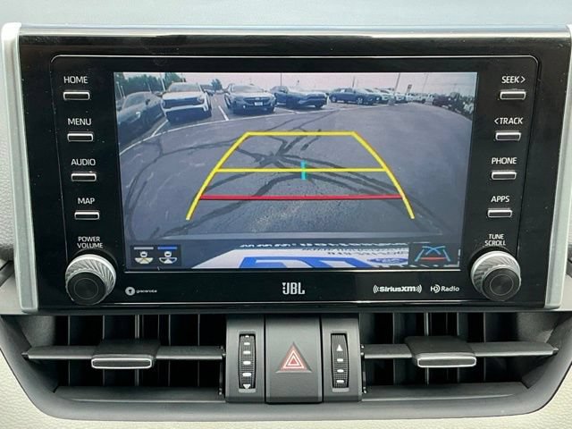 Used 2020 Toyota RAV4 Limited FWD image 29