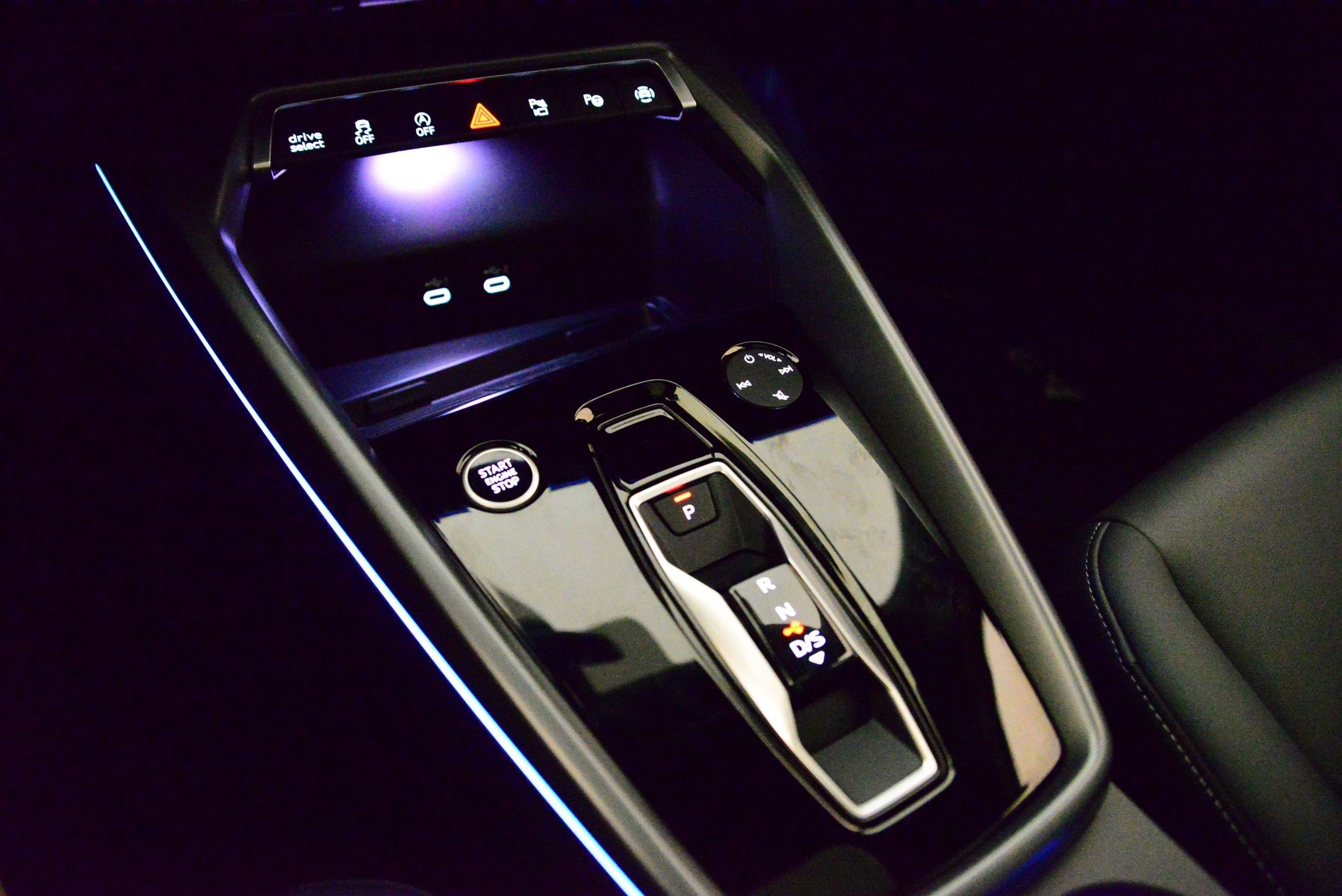 Certified 2025 Audi A3 2.0T Premium image 17