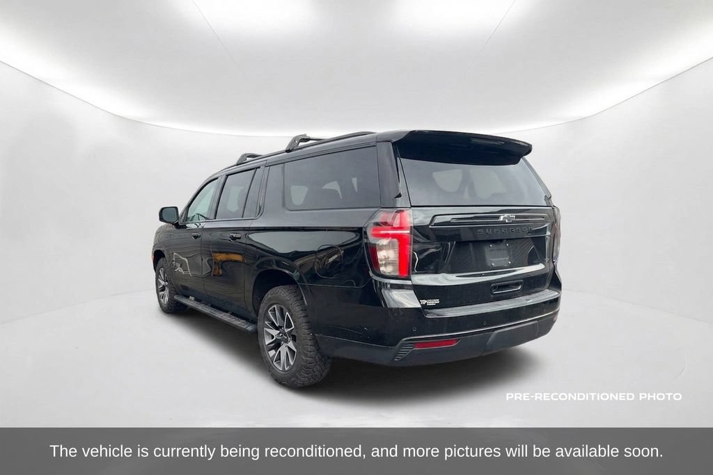 Used 2023 Chevrolet Suburban Z71 w/ Luxury Package AWD/4WD image 8