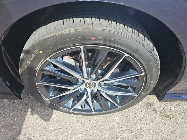Used 2022 Toyota Camry SE FWD image 16