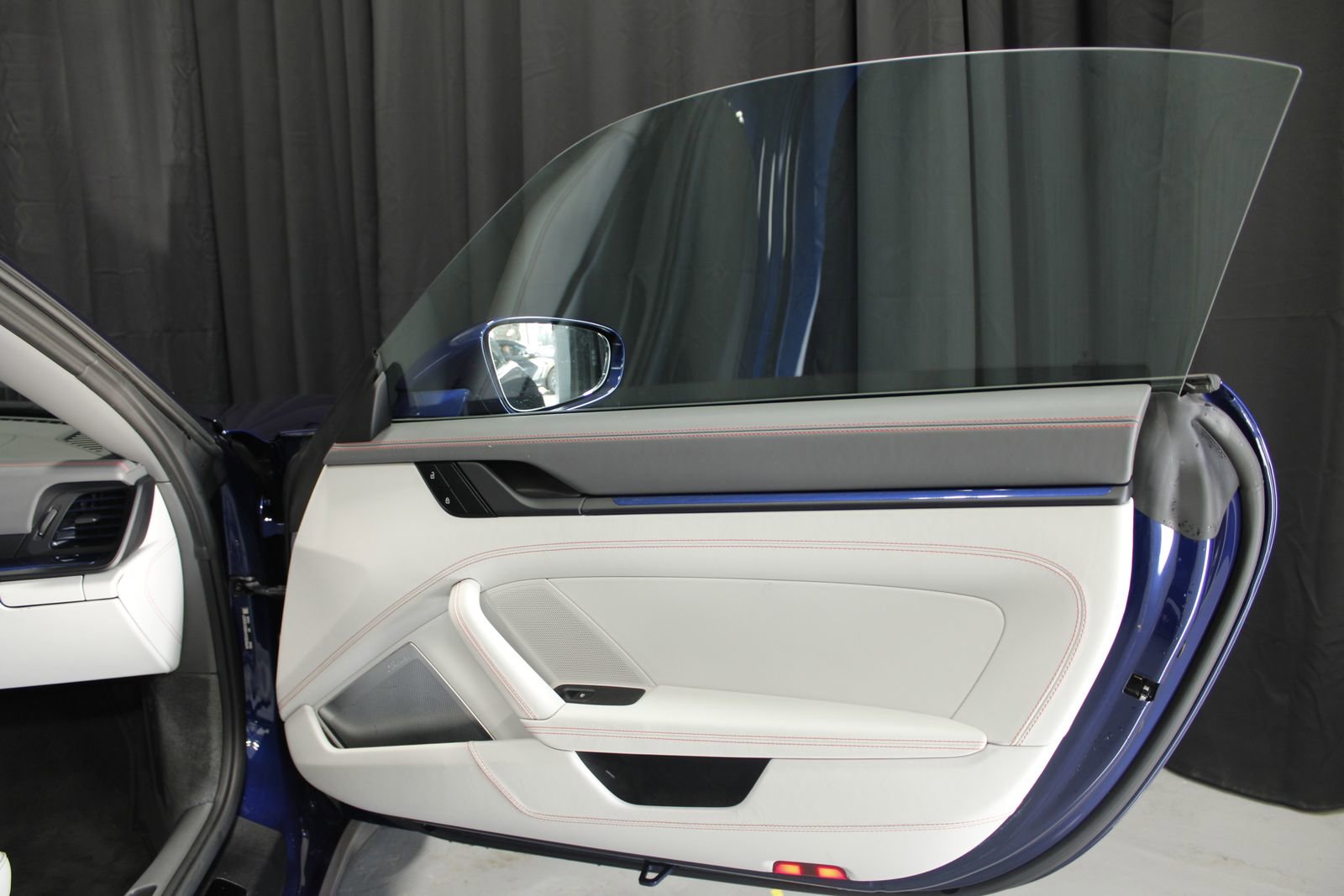 Used 2024 Porsche 911 Carrera 4 GTS image 25