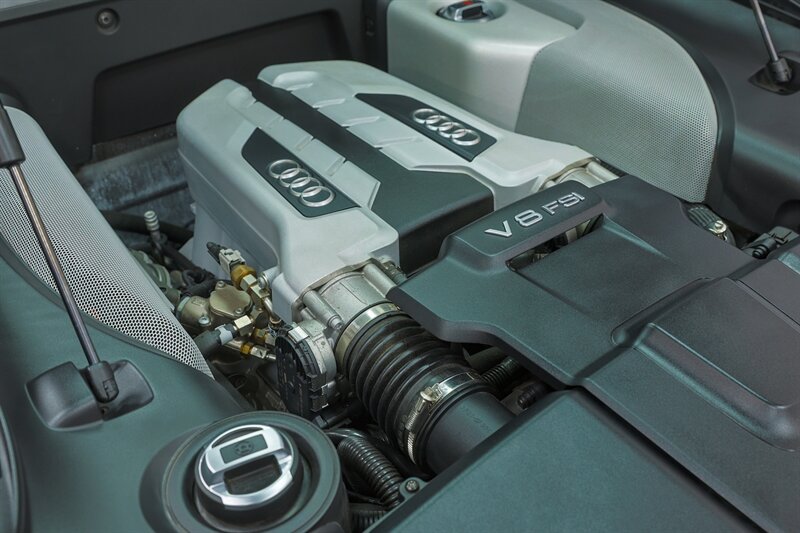 Used 2015 Audi R8 V8 AWD/4WD image 27