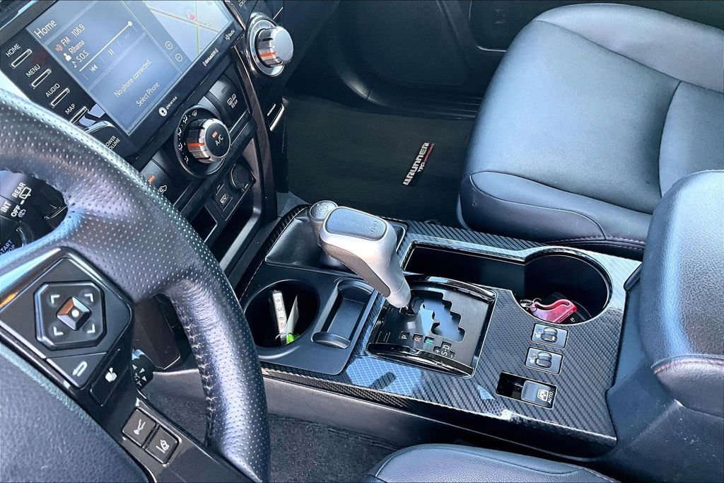Used 2024 Toyota 4Runner TRD Off-Road Premium image 18