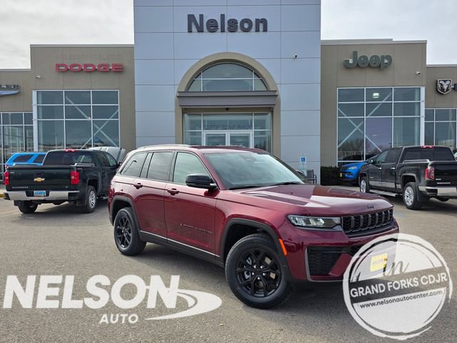 New 2026 Jeep Grand Cherokee Altitude AWD/4WD image 1