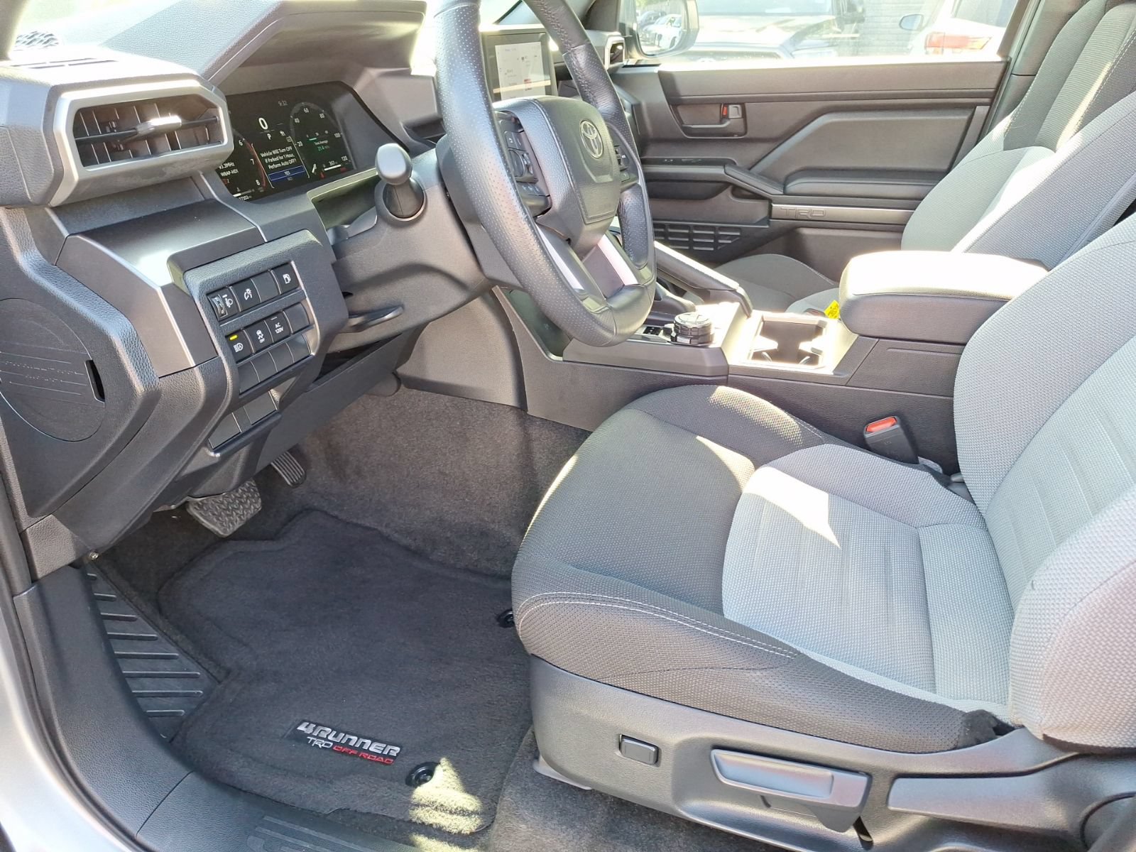 Used 2025 Toyota 4Runner TRD Off-Road AWD/4WD image 14