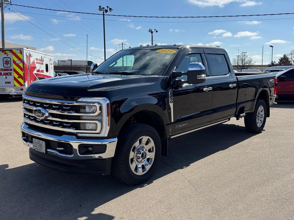 Used 2024 Ford F250 Lariat w/ Lariat Ultimate Package AWD/4WD image 2