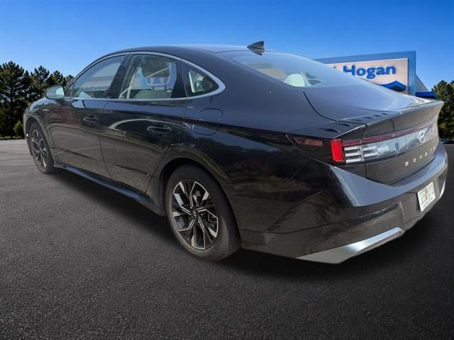 Used 2025 Hyundai Sonata SEL FWD image 4