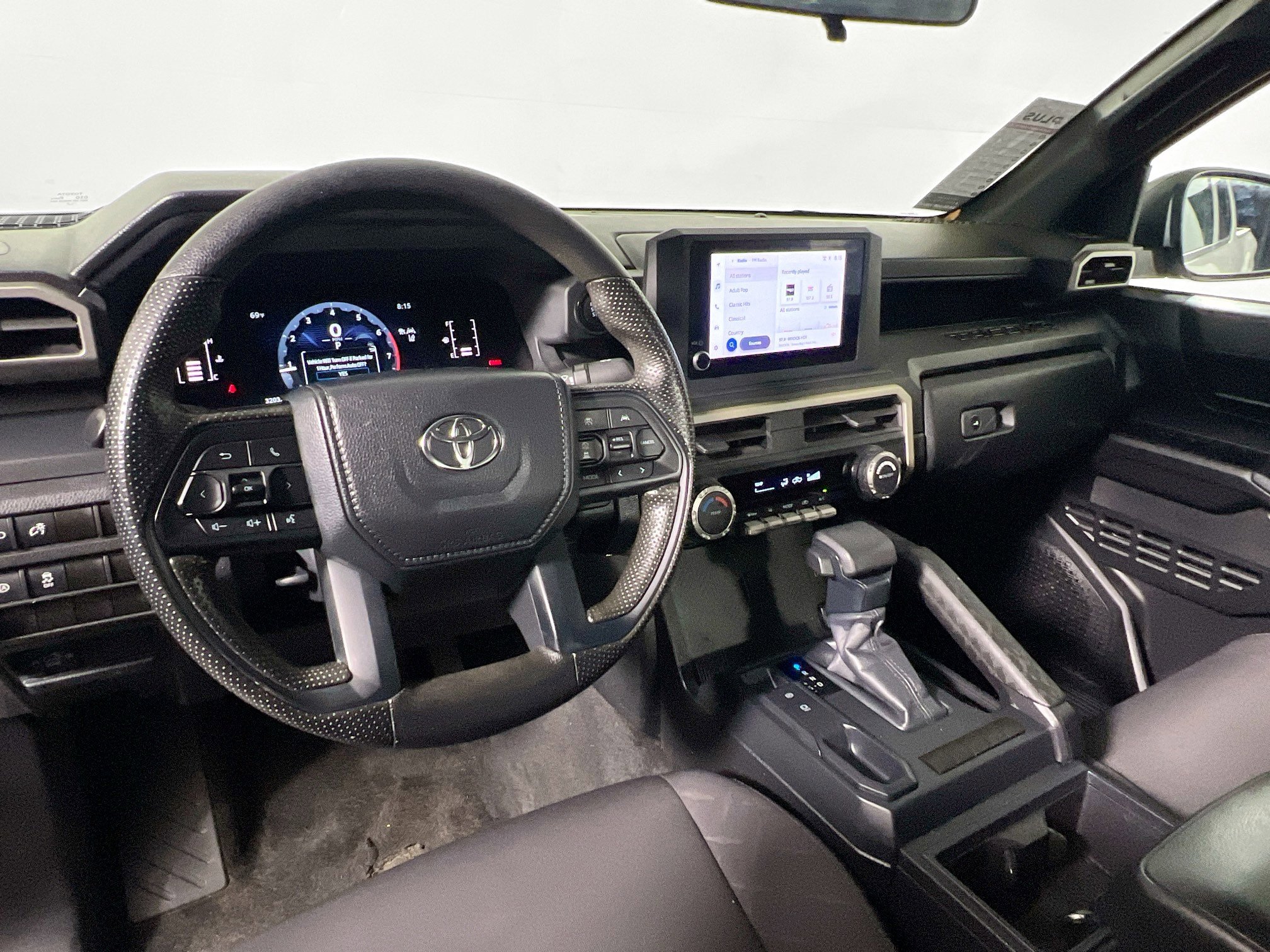 Used 2024 Toyota Tacoma SR image 30