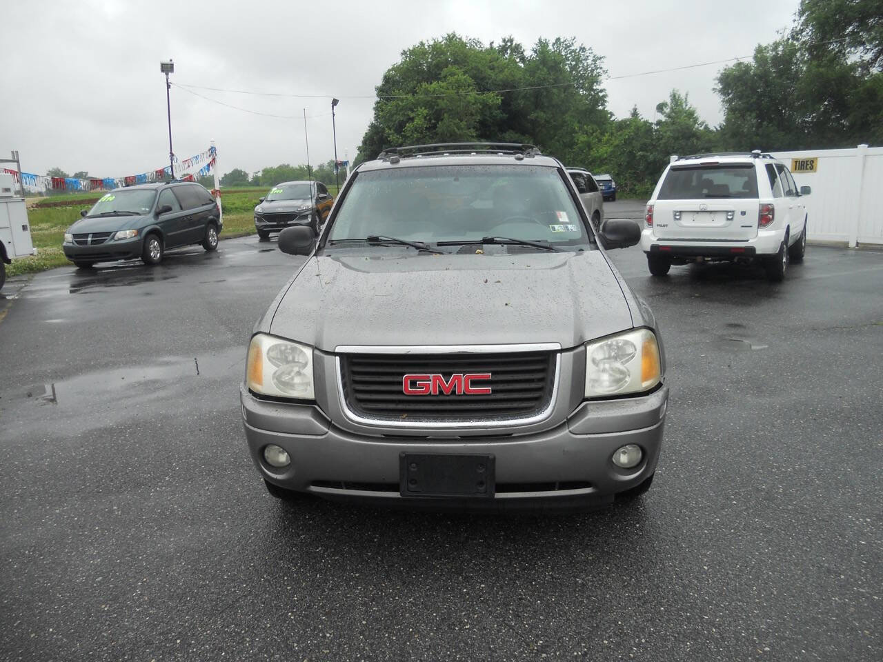 Used 2005 GMC Envoy SLE AWD/4WD image 2
