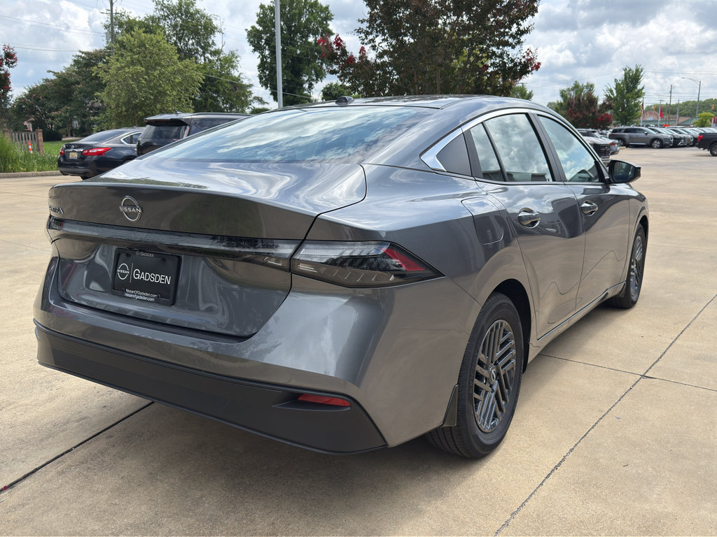 New 2026 Nissan Sentra SV FWD image 4