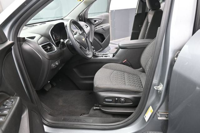 Used 2023 Chevrolet Equinox LT FWD image 9