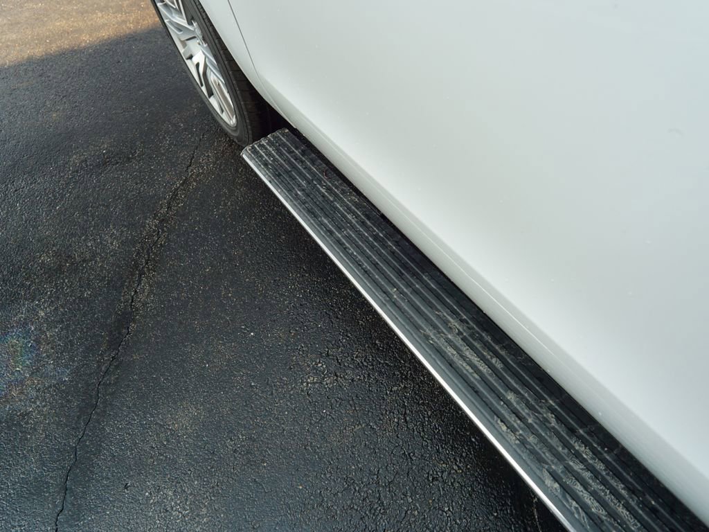 Used 2024 Ford Expedition Max Limited image 10