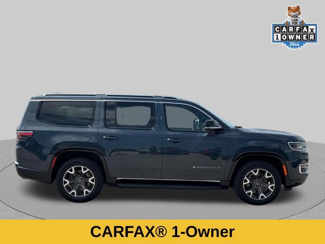 Used 2024 Jeep Wagoneer Series III AWD/4WD image 2