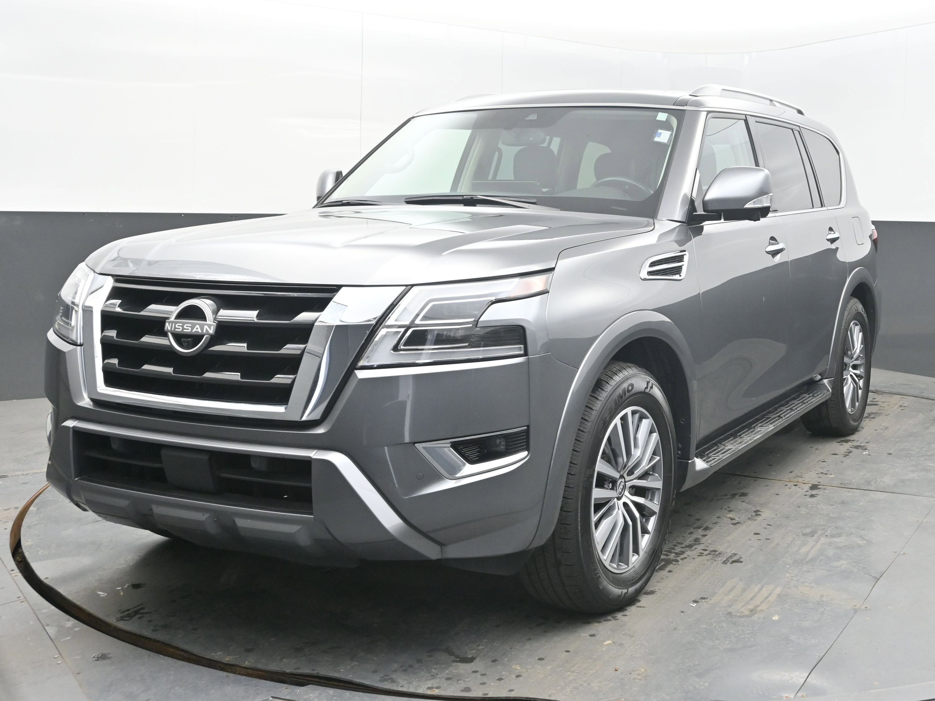 Certified 2024 Nissan Armada SL image 3