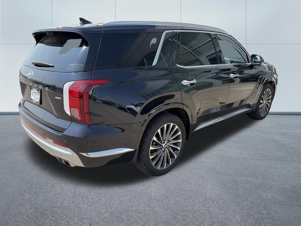 Used 2024 Hyundai Palisade Calligraphy AWD/4WD image 7