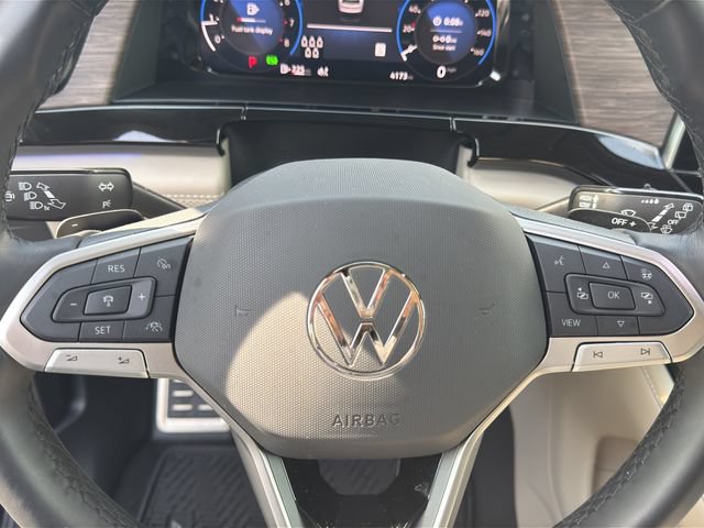 Certified 2026 Volkswagen Atlas SEL Premium R-Line AWD/4WD image 24