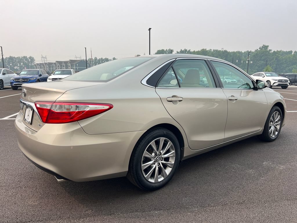 Used 2017 Toyota Camry XLE FWD image 8