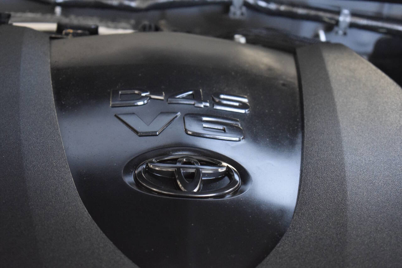 Used 2017 Toyota Tacoma TRD Off-Road image 77