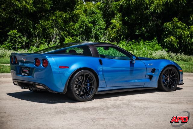 Used 2010 Chevrolet Corvette ZR1 RWD image 3