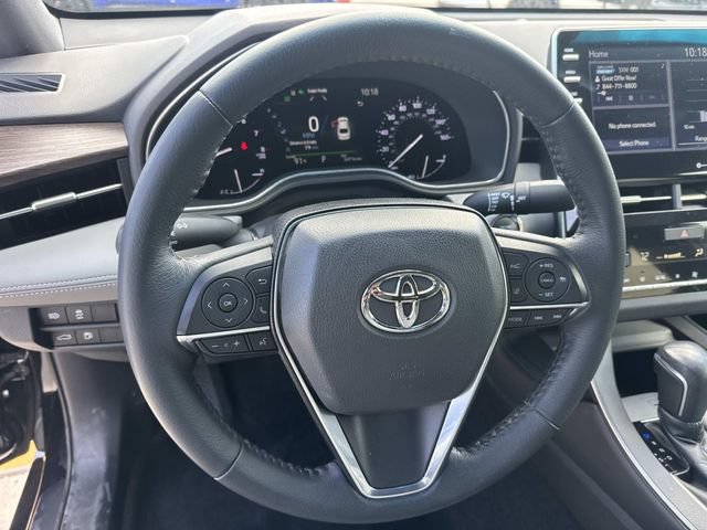 Used 2020 Toyota Avalon XLE FWD image 21