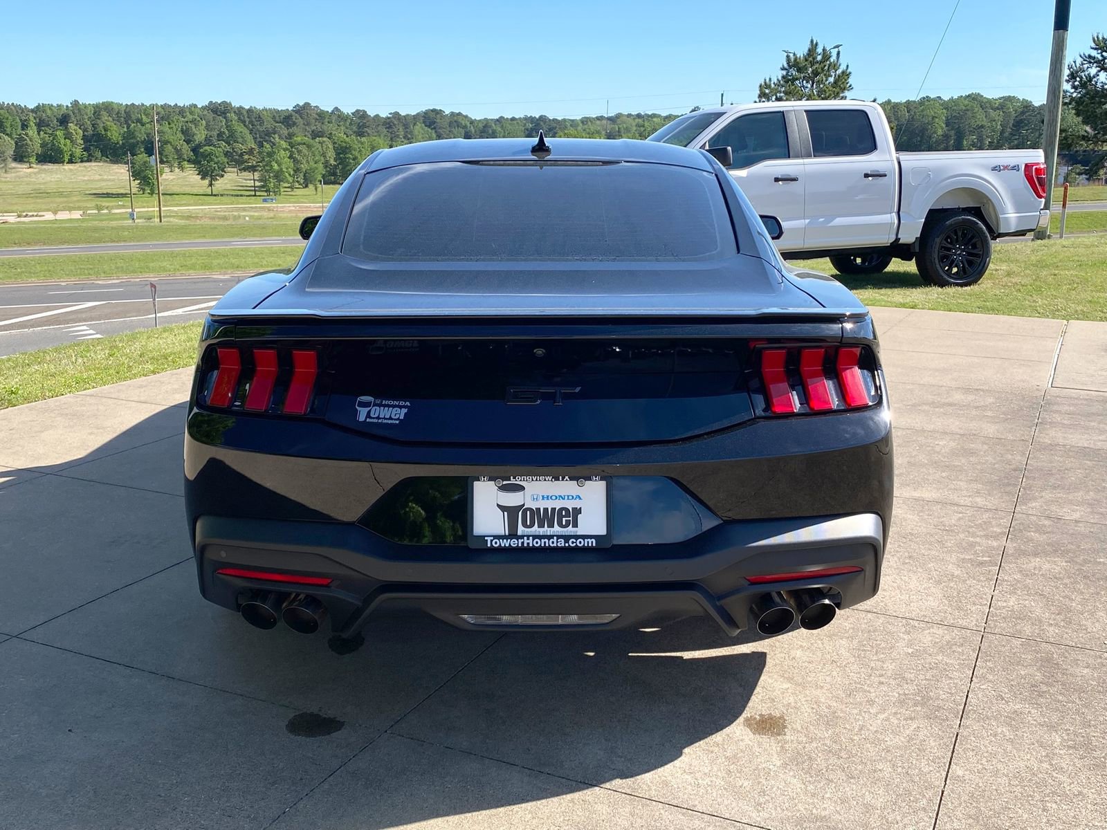 Used 2024 Ford Mustang GT Premium image 4