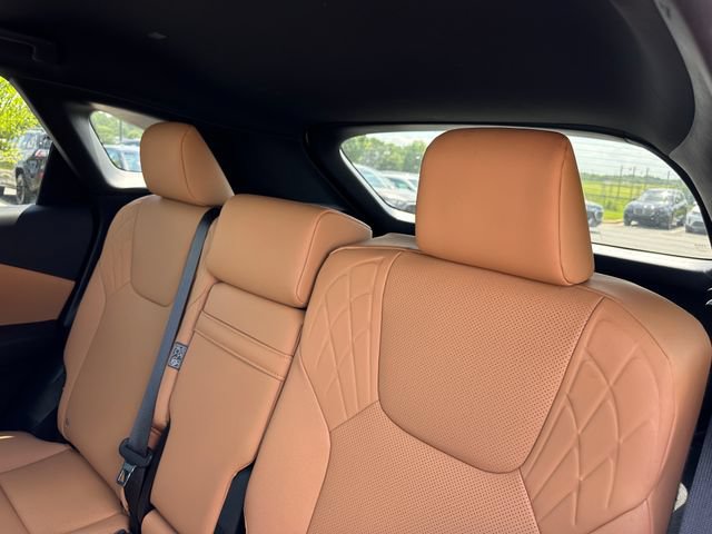 Used 2025 Lexus RX 350 Premium w/ Accessory Package (Z1) FWD image 20