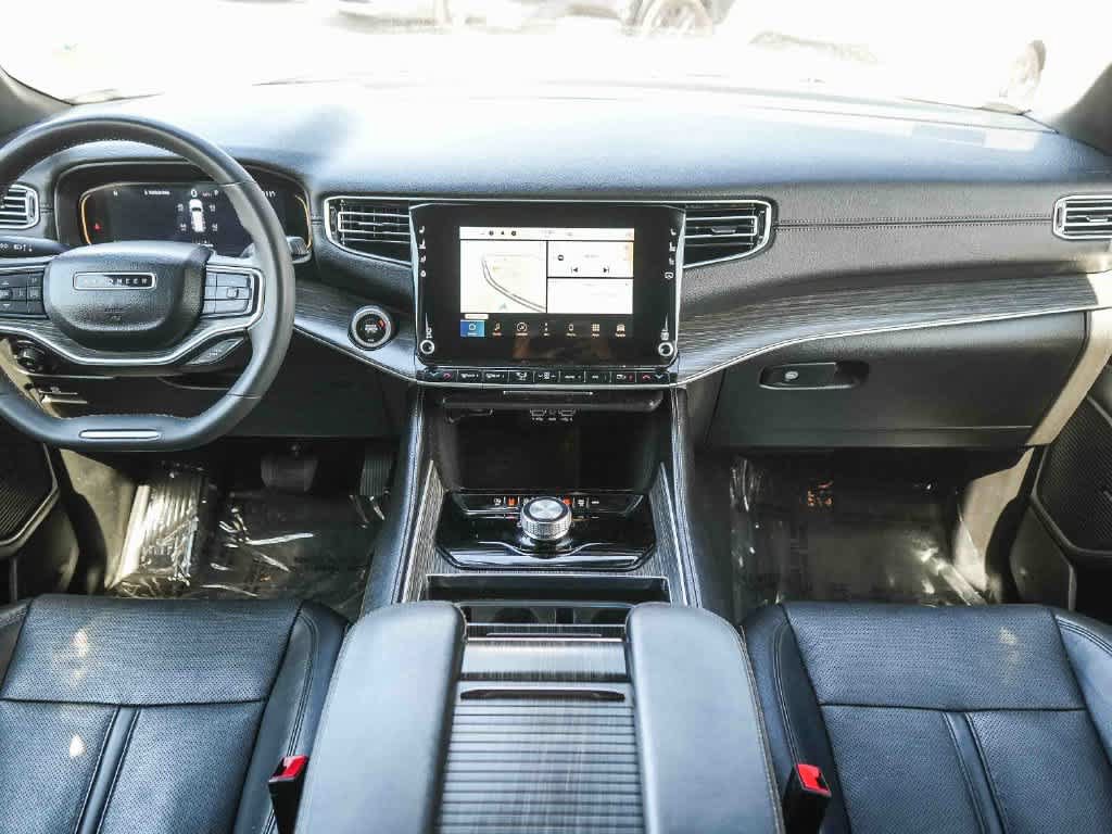 Certified 2024 Jeep Wagoneer Series II RWD image 12