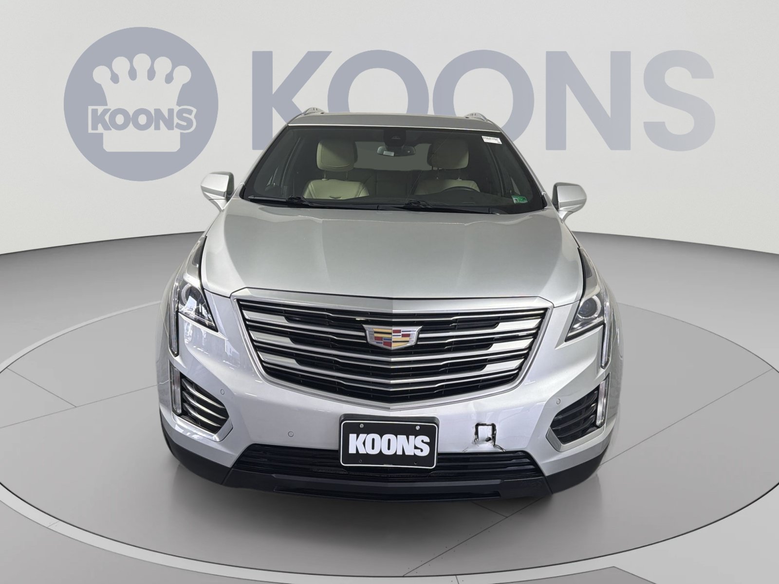 Used 2018 Cadillac XT5 Luxury w/ Driver Awareness Package AWD/4WD image 11