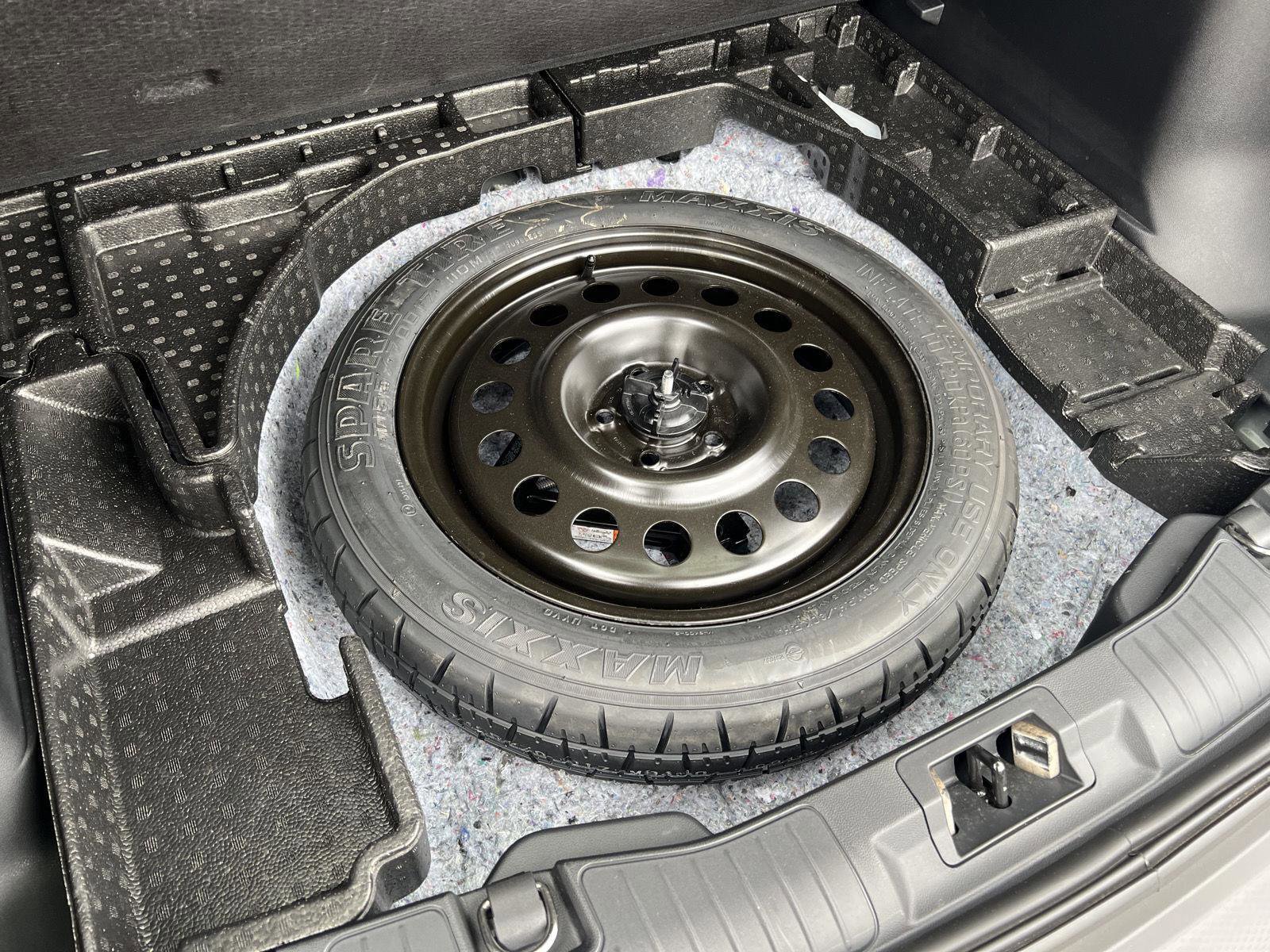 Used 2023 Ford Escape Platinum image 46