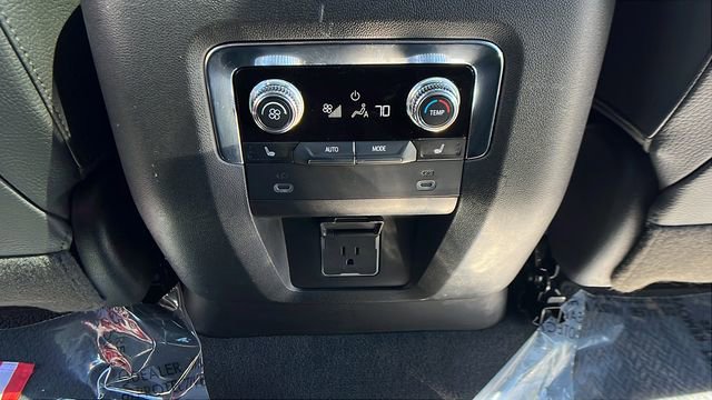Used 2023 GMC Yukon Denali image 23