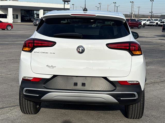 Used 2020 Buick Encore GX Preferred w/ Cold Weather Comfort Package image 5