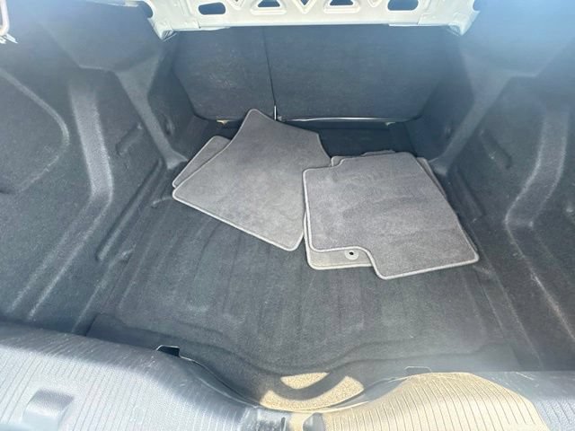 Used 2018 Chevrolet Cruze LT FWD image 17
