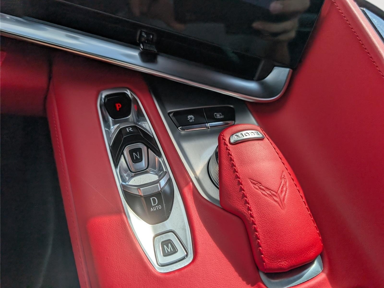 Used 2024 Chevrolet Corvette Stingray Premium Conv w/ Z51 Performance Package RWD image 20
