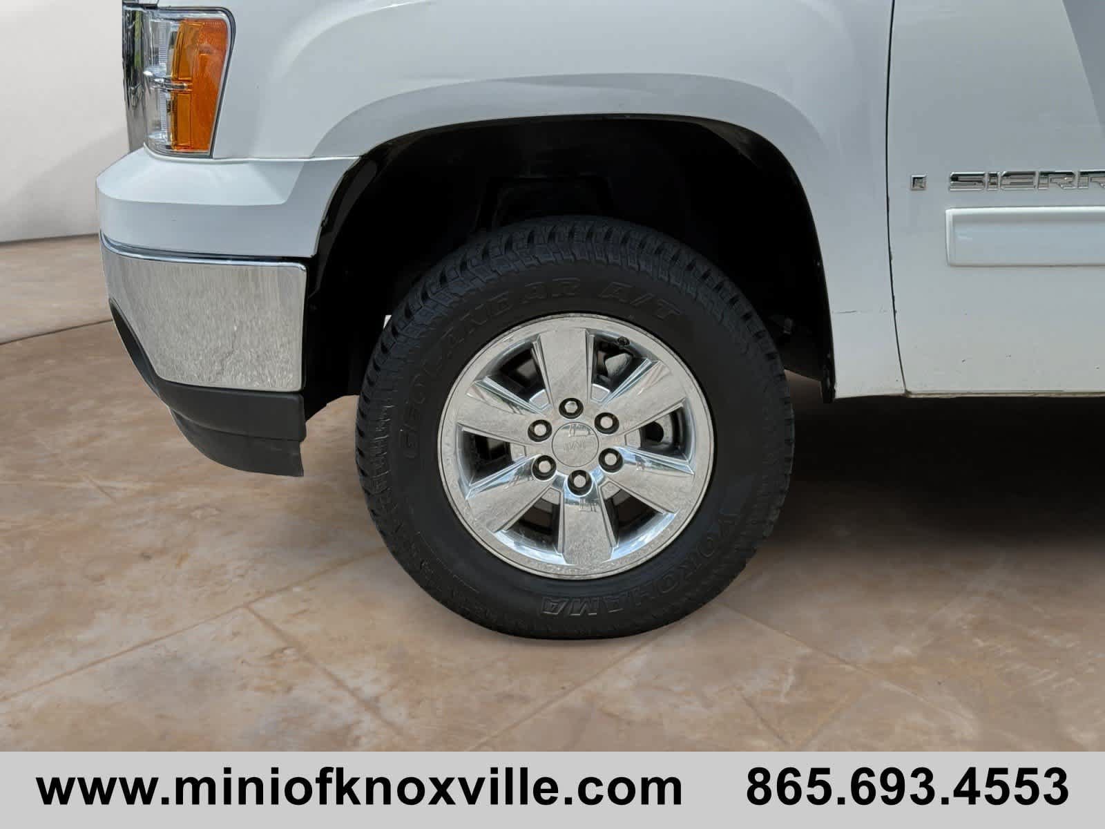 Used 2008 GMC Sierra 1500 SLE w/ SLE2 Preferred Package RWD image 9