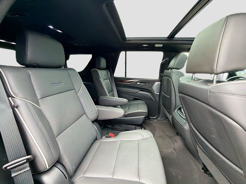 Certified 2023 Cadillac Escalade Premium Luxury w/ Performance Package AWD/4WD image 30