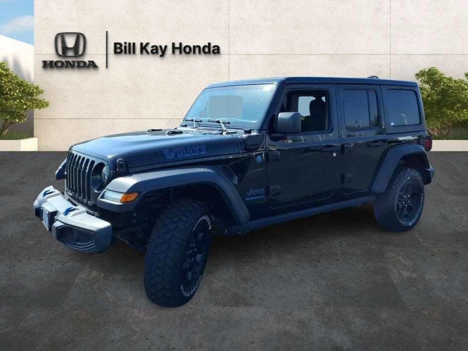 Used 2023 Jeep Wrangler Unlimited w/ Cold Weather Group image 7