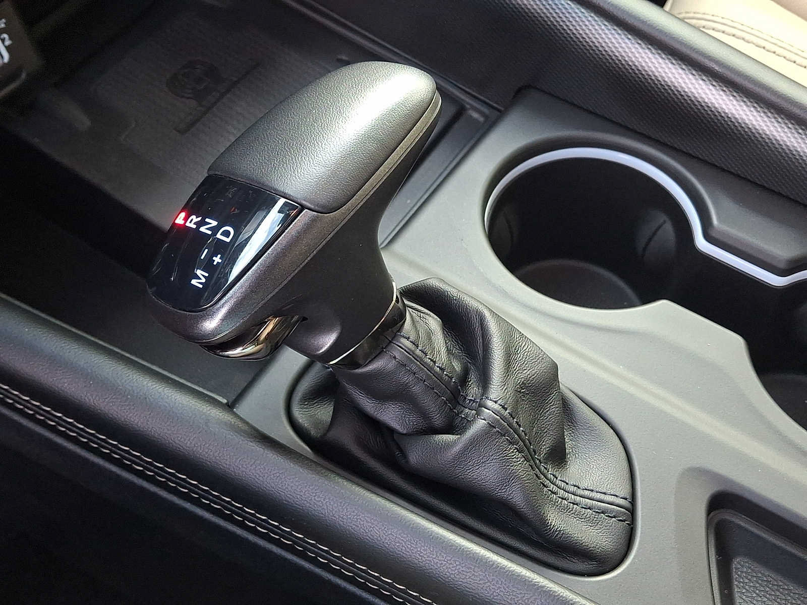 Used 2022 Dodge Durango GT AWD/4WD image 17
