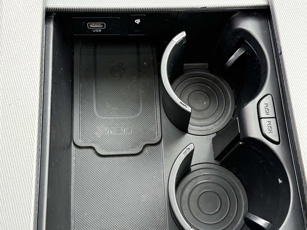 Used 2022 Hyundai Palisade SEL w/ Premium Package image 24