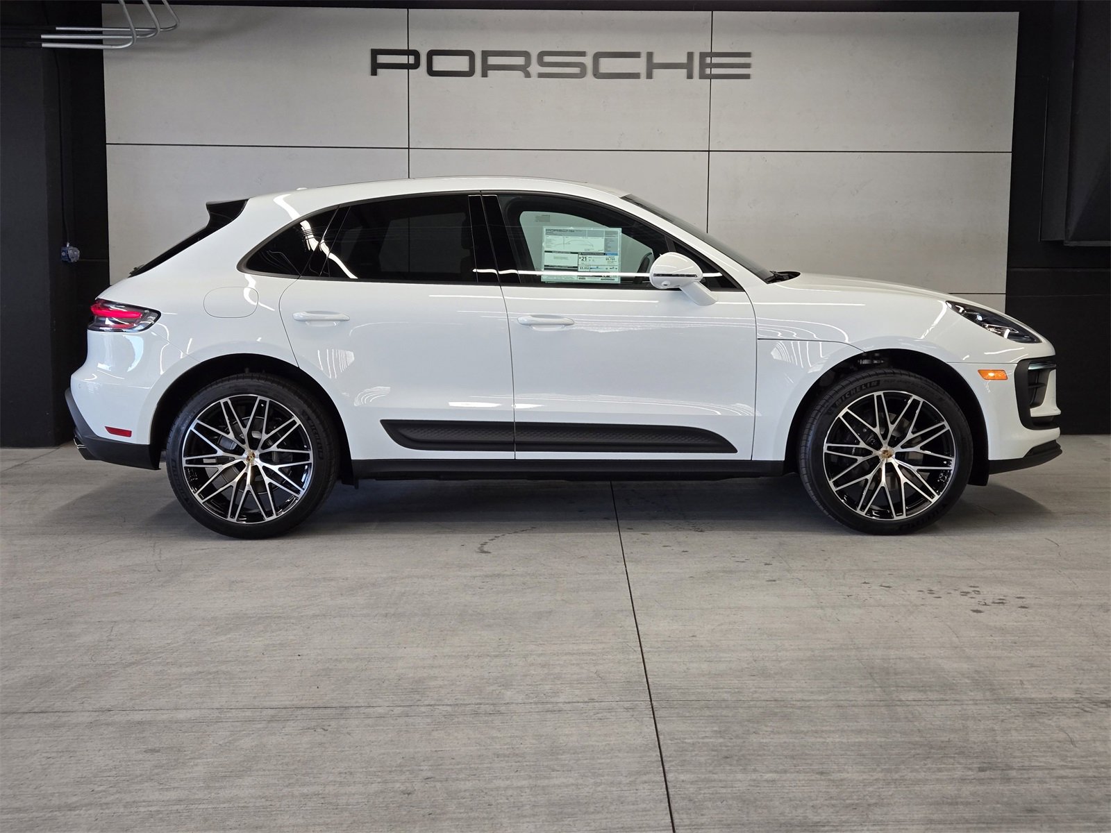 New 2025 Porsche Macan image 15