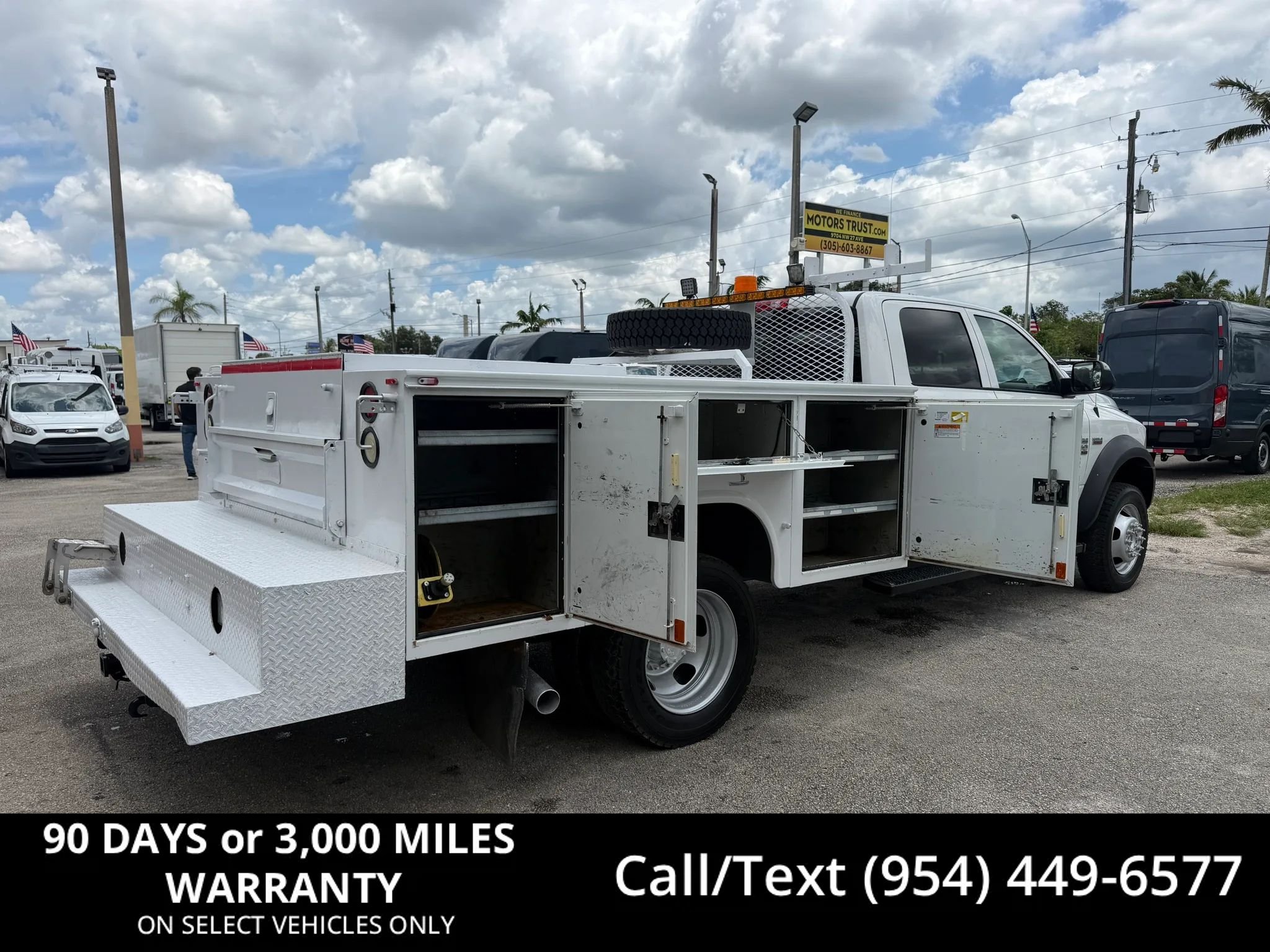 Used 2017 RAM 5500 4x4 Crew Cab Tradesman w/ Payload Upgrade Package