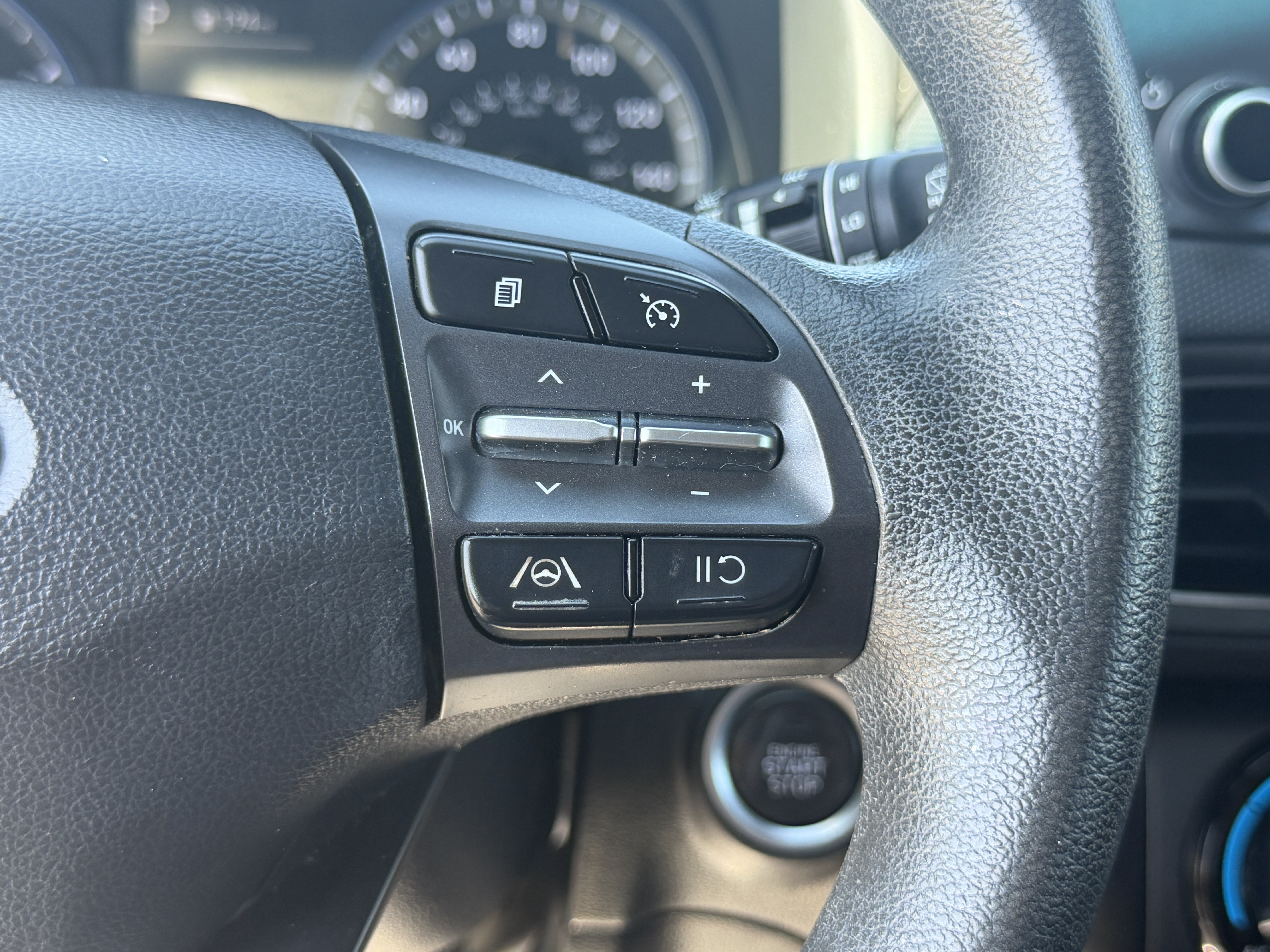 Used 2022 Hyundai Kona SEL w/ Cargo Package AWD/4WD image 19