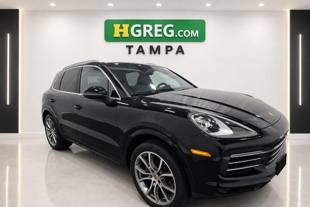 Used 2023 Porsche Cayenne w/ Premium Package AWD/4WD image 4