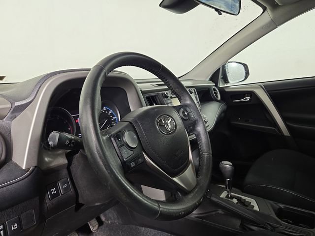 Used 2018 Toyota RAV4 XLE image 14