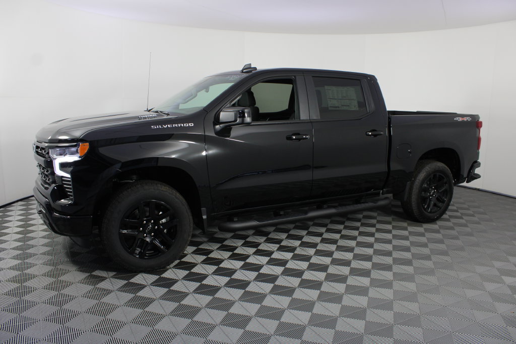 New 2026 Chevrolet Silverado 1500 RST w/ RST Select Package AWD/4WD image 2
